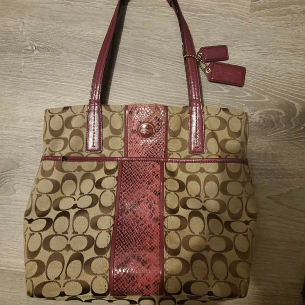 Shoulder purse